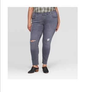 Universal Thread Mid-rise Distressed Skinny Jeans